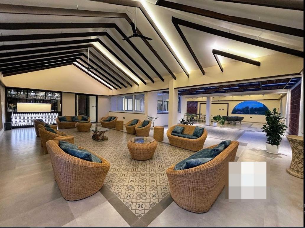 Redhomex Cove Castle Villa 海得拉巴 外观 照片